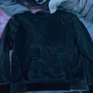 Black fluffy sweatshirt, worn 1-2 times, and xxl in kids